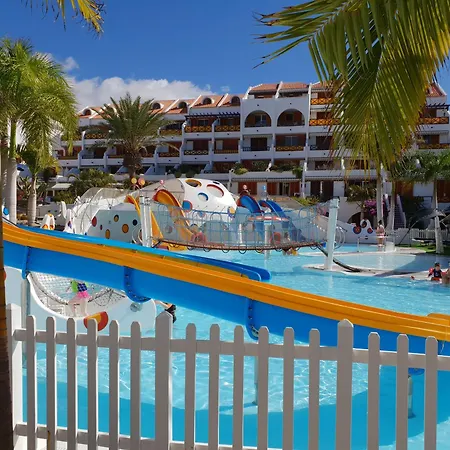Apartment Beachfront Duplex No 4 With Heated Pool, Close To Sea And Beach, Aircondition, Balcony, Wifi