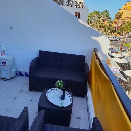 Apartment Beachfront Duplex No 4 With Heated Pool, Close To Sea And Beach, Aircondition, Balcony, Wifi *